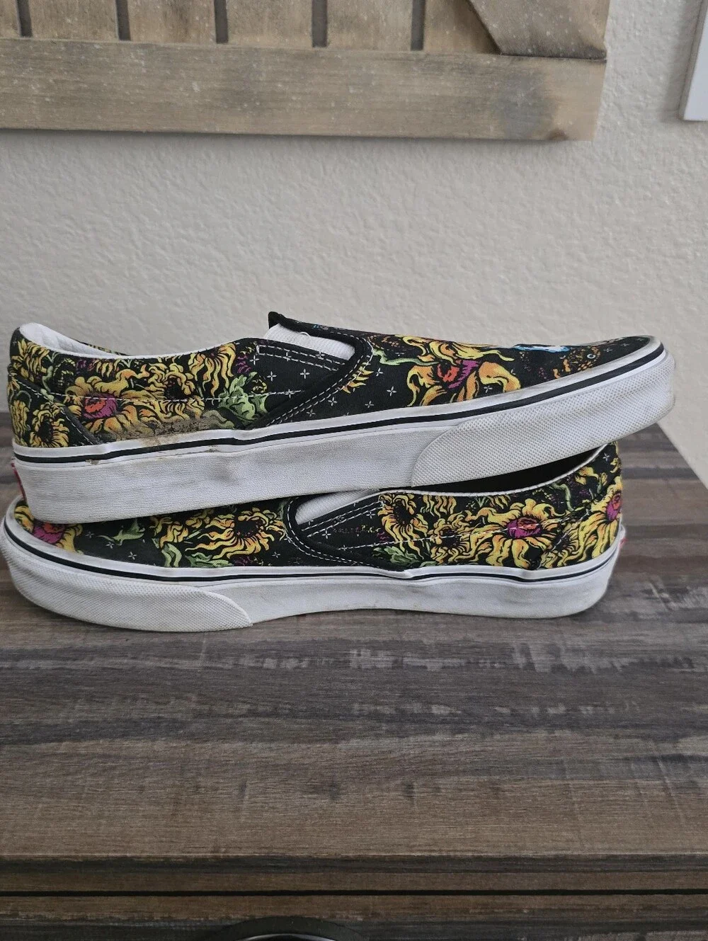 Vans Women's Slip-On Sneakers Sz 10.5